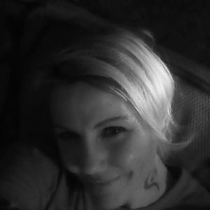 Meet your Posher, Della